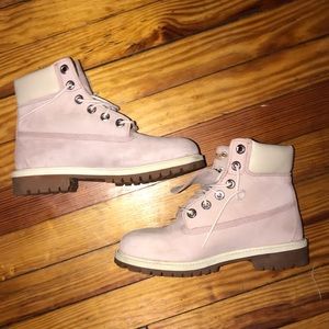 PINK TIMBERLAND CLASSICS
